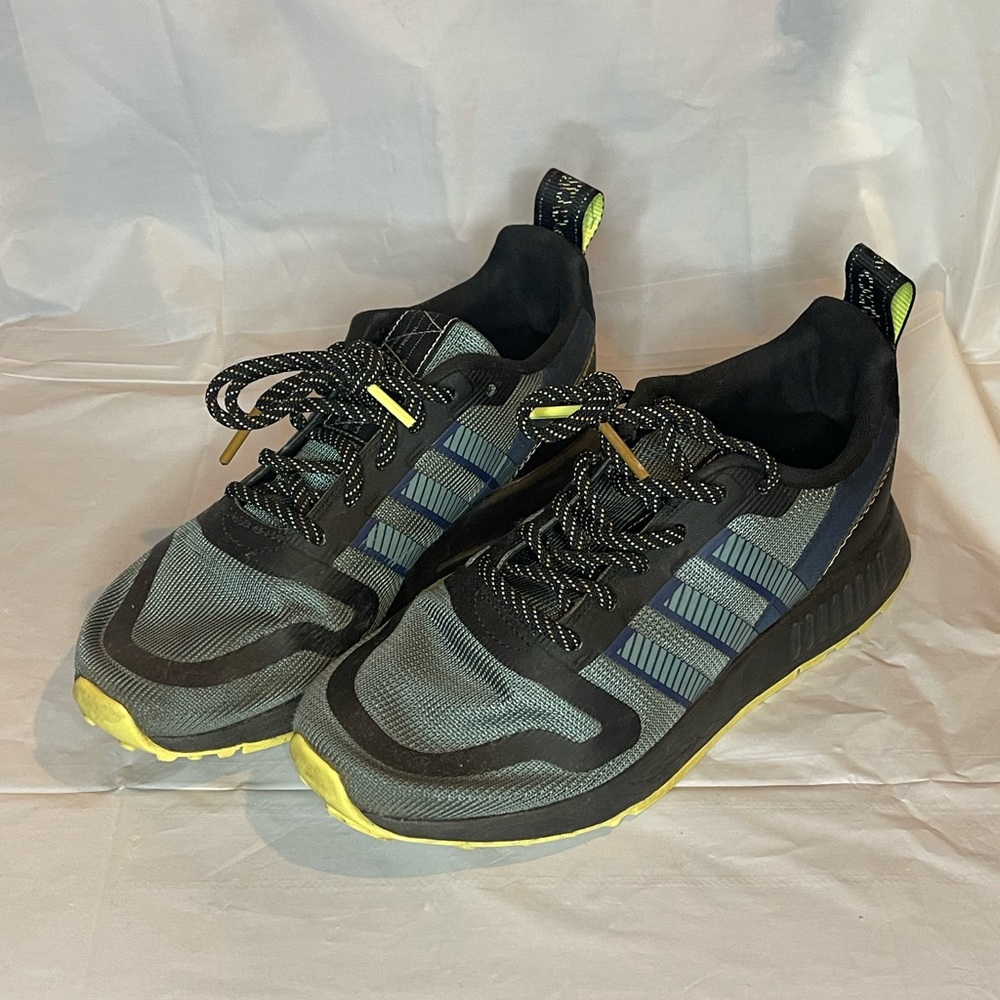 adidas Originals Unisex-Child Multix Sneaker hazy emerald green